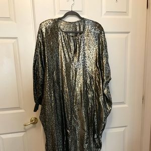Plus size leopard print metallic two piece dress
